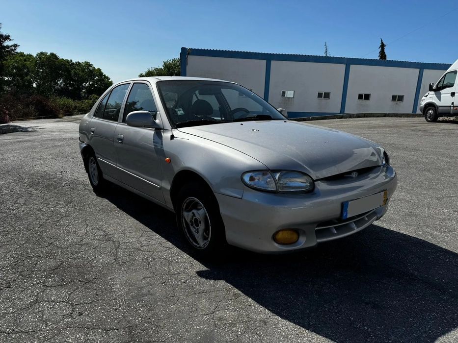 Hyundai Accent 1.3i 84Cv de 1999 para peças