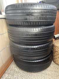 Шины Yokohama 215/60 r17  2018 год 7мм