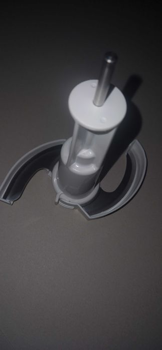 Нож основной чаши кухонного комбайна Braun K700