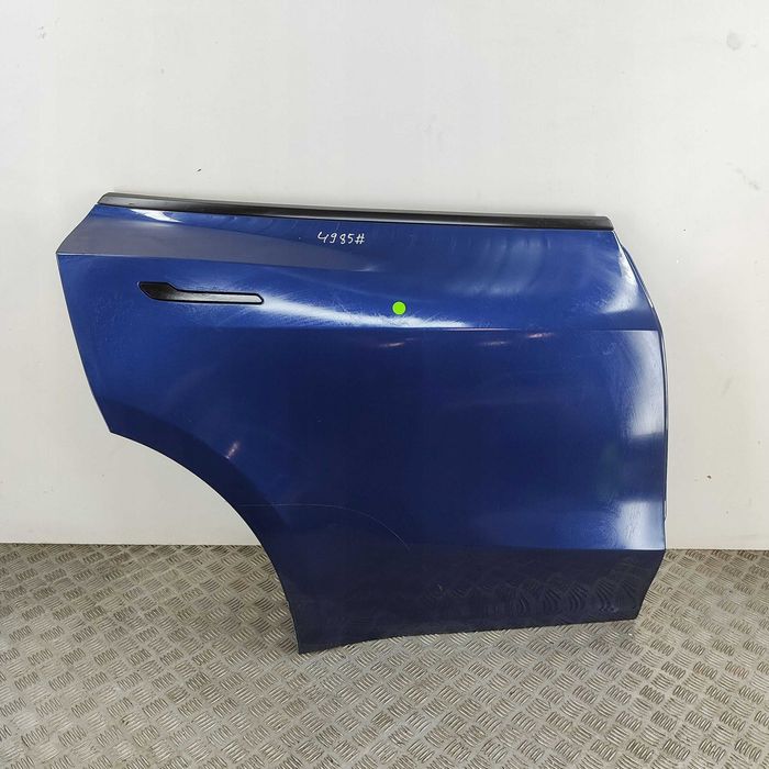 Tesla Model Y Двері Передні/Задні - рестайл дорестайл