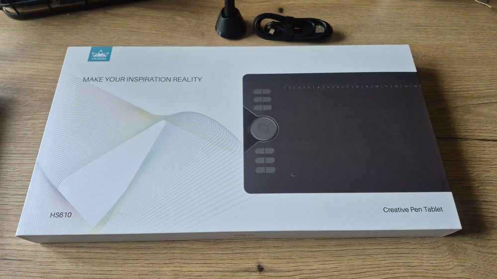 Tablet graficzny huion hs610