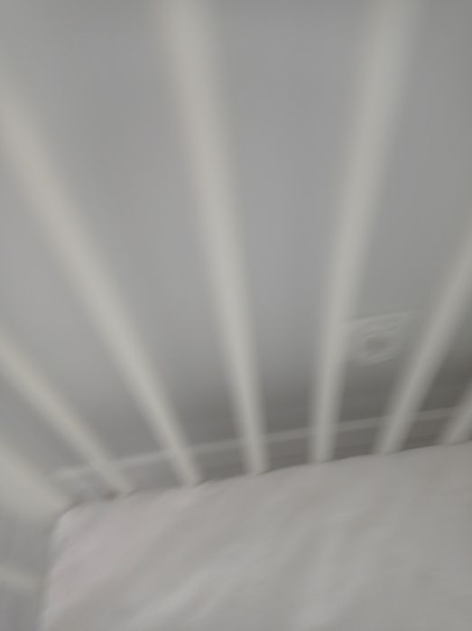 Łóżeczko ikea białe z materacem