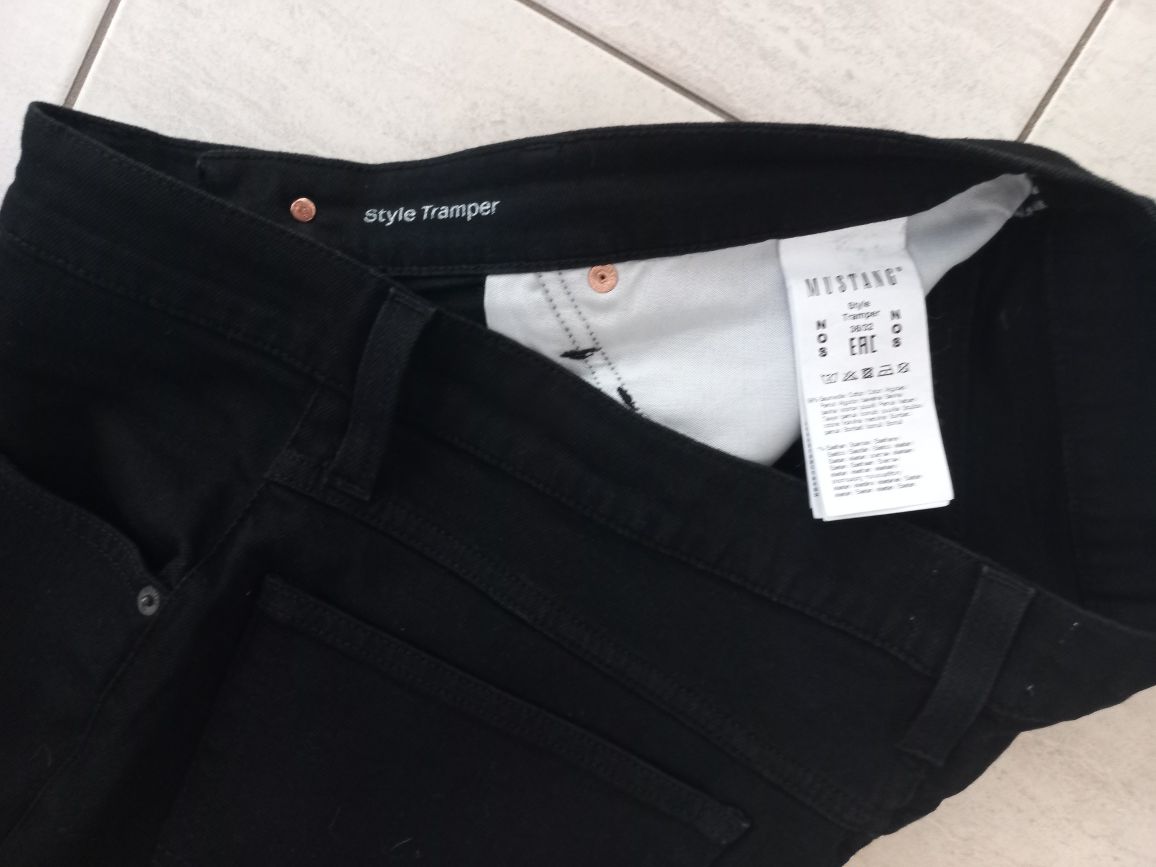 firmowe spodnie jeans-MUSTANG-XL-36/32-czarne-szer-pas-48cmx2