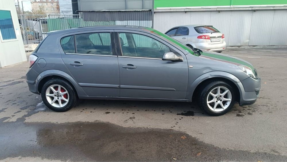 Продам Opel Astra H