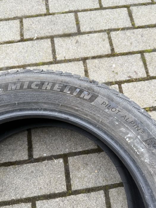 Michelin Pilot Alpin 5 зимова гума 205/55/17