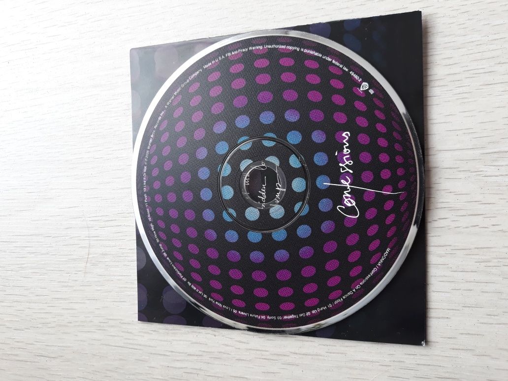 Płyta CD Madonny 'Confessions on  A dance floor' USA