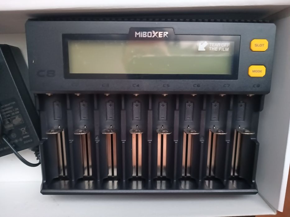 Miboxer  18650  26600 li-ion,  зарядний пристрій