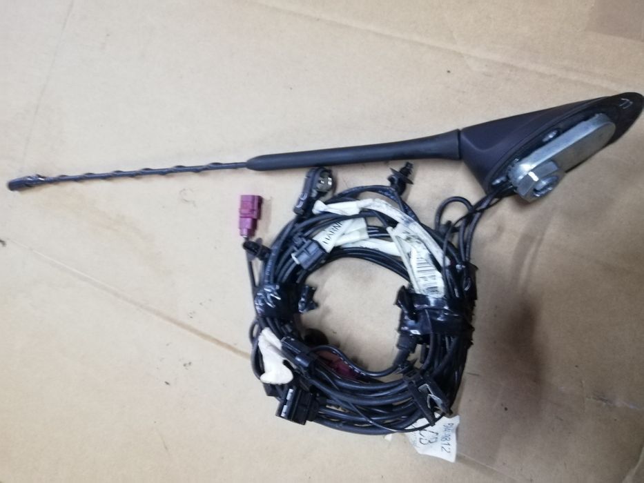 Antena dachowa bat podstawa gps navi Ford Focus mk2 CC kabriolet