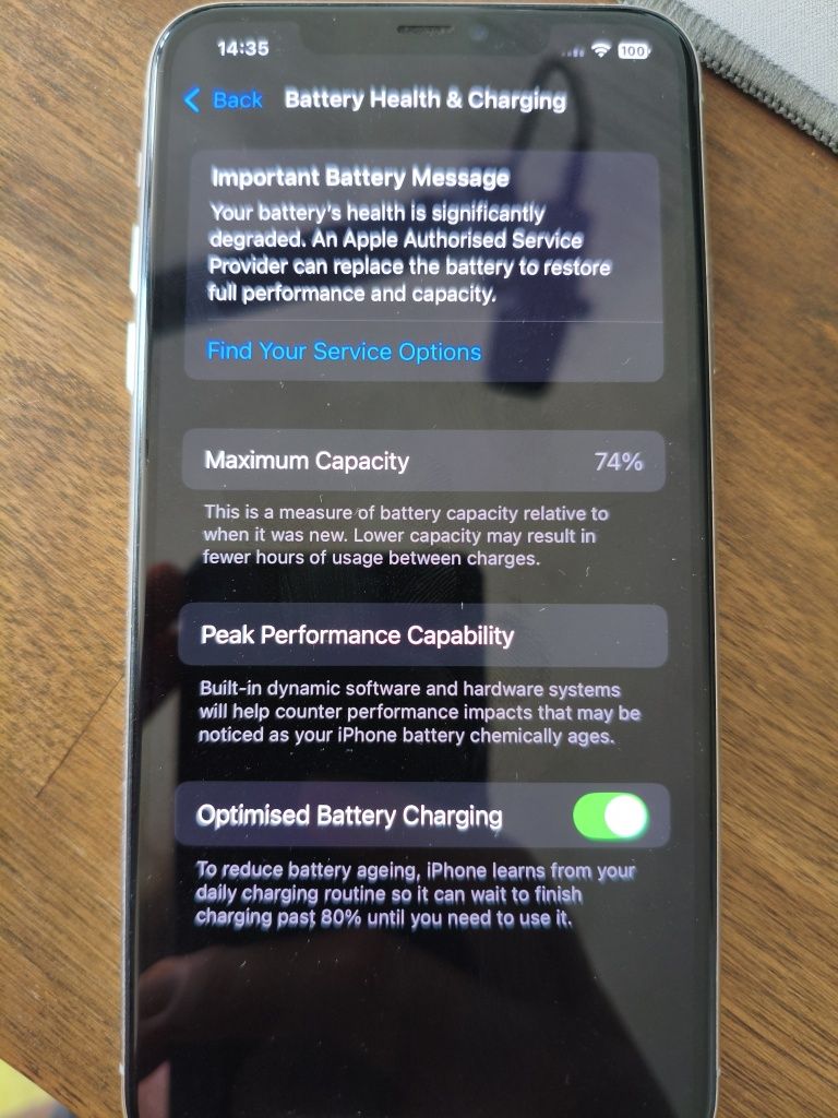iPhone 11 Pro Max + Apple Watch 4 44mm