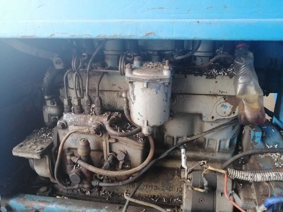 Трактор МТЗ-80 в доброму стані