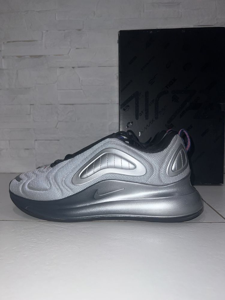 Nike Air Max 720 42.5