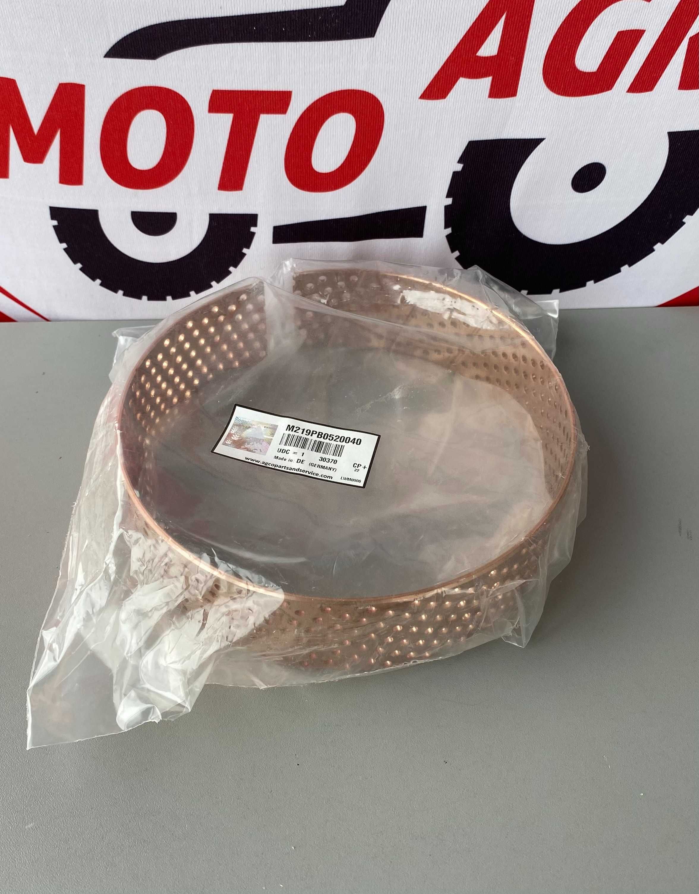 Tuleja zawieszenia osi przedniej Fendt M219PB052.0040 ORYGINAŁ AGCO