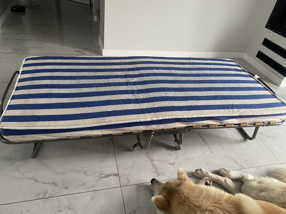 Продам розкладне ліжко ( розкладушка)