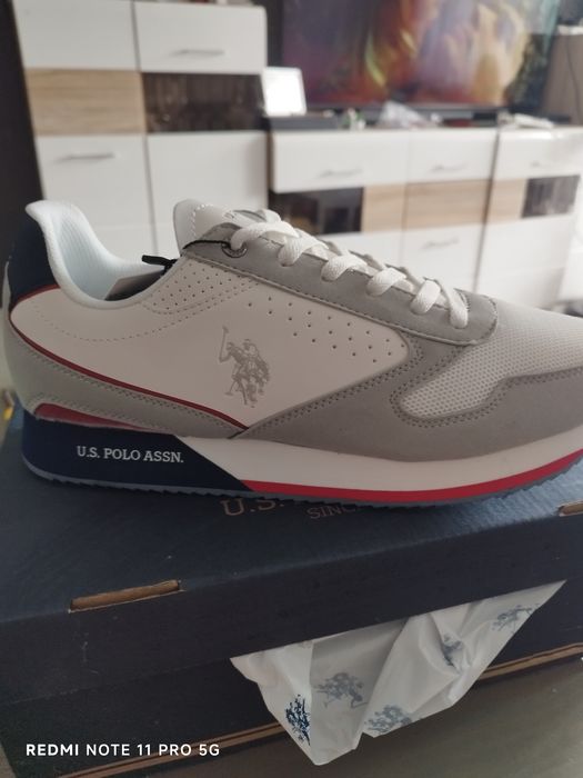 Buty sportowe polo 44