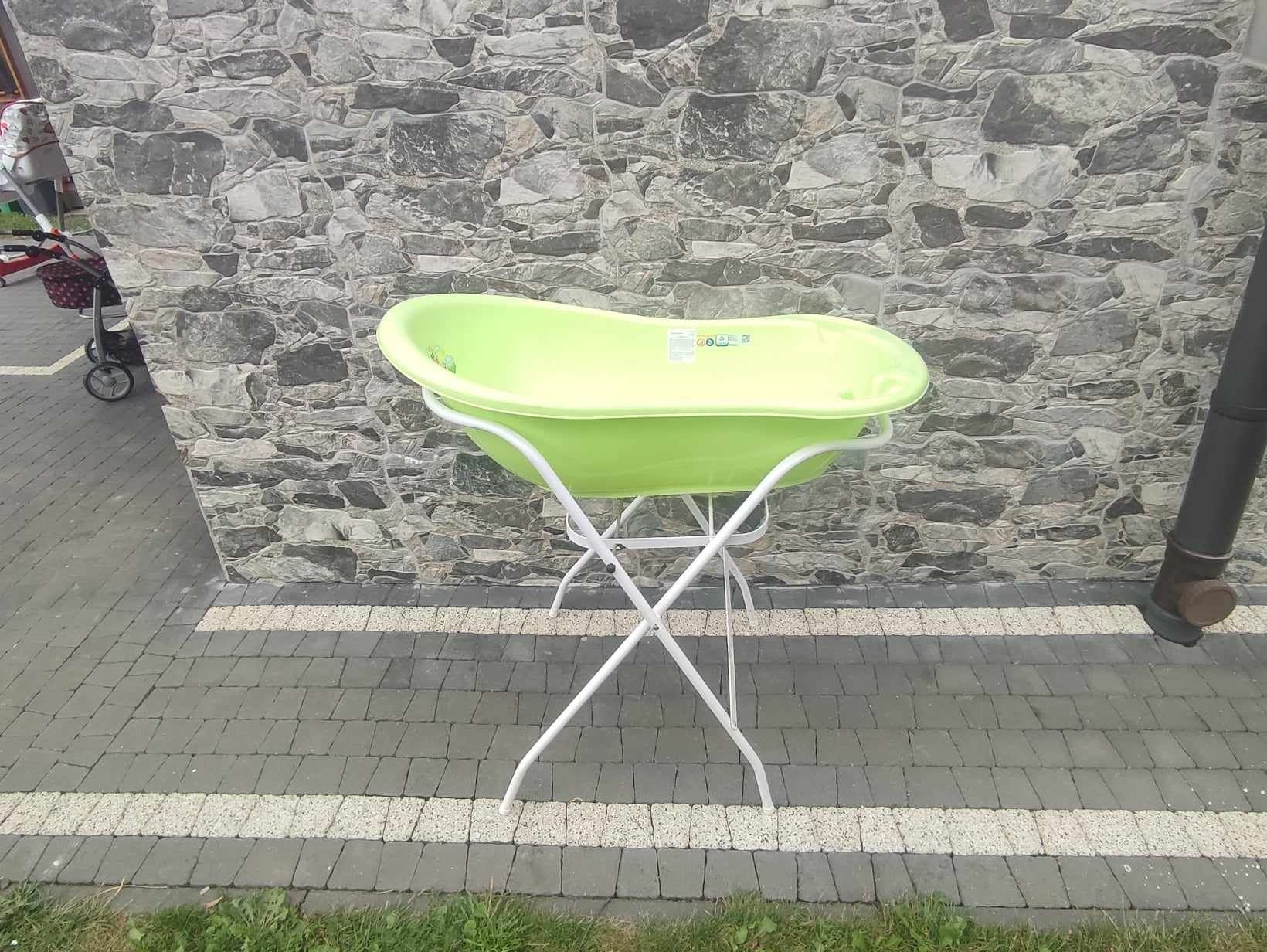 Wanienka do kąpieli wraz ze stojakiem