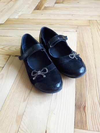 Туфли для школы на девочку кожаные р. 35, 22,5 см.