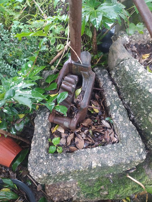 Peças antigas em pedra