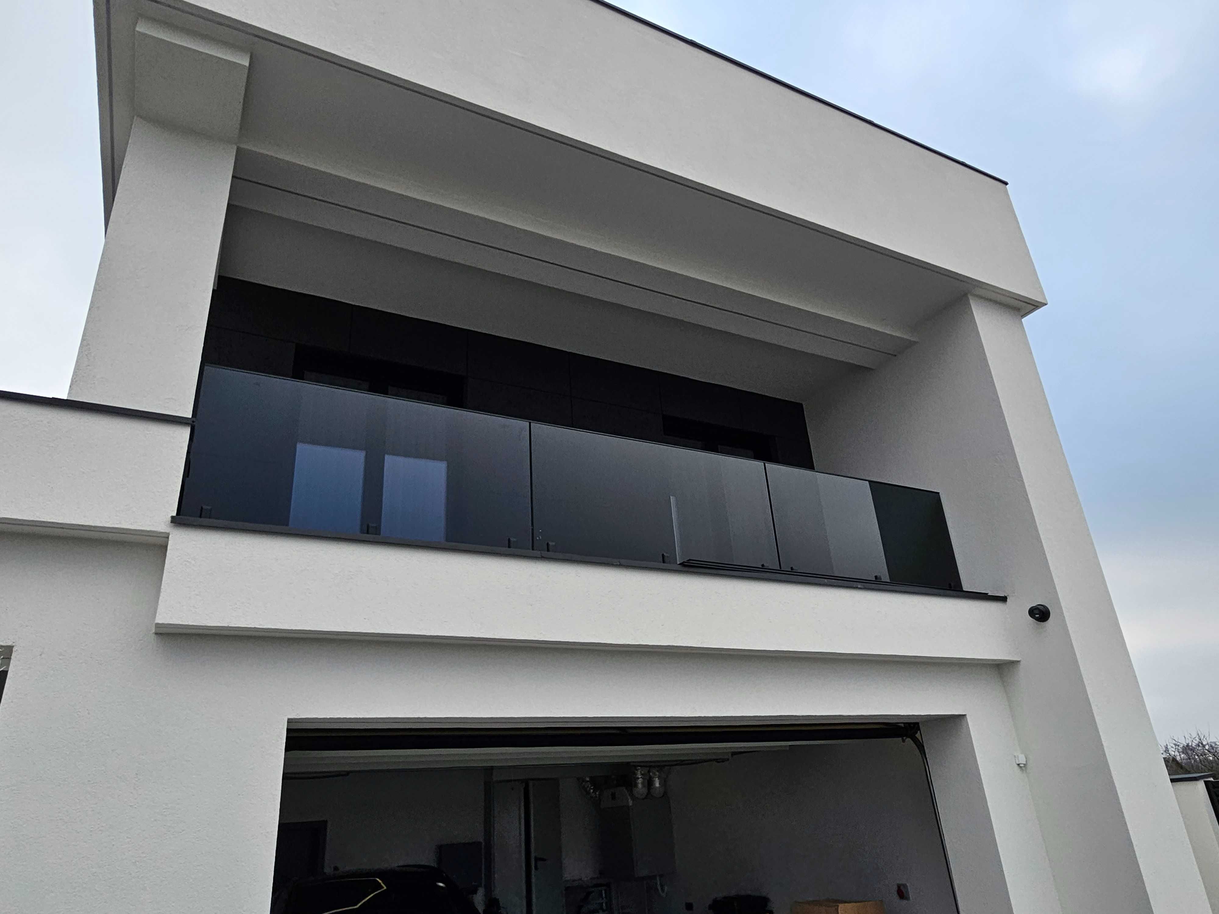 Balustrady szklane, balustrady ze stali nierdzej