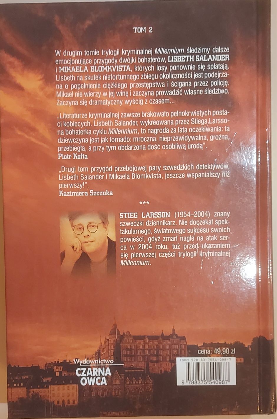 Stieg Larsson - Dziewczyna, która igrala z ogniem. Millenium tom2