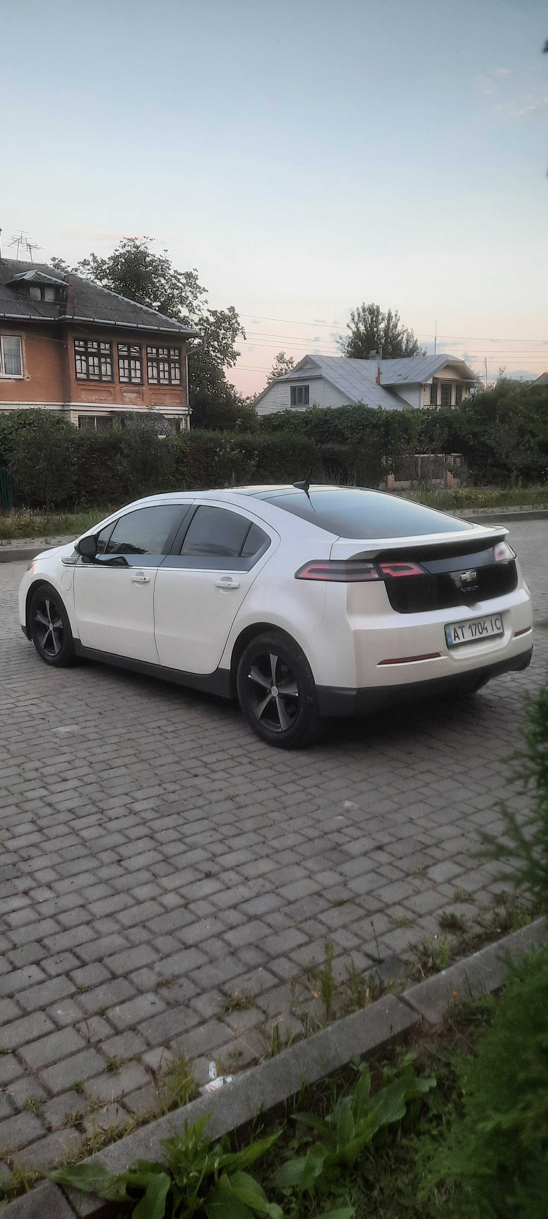 продам Chevrolet Volt