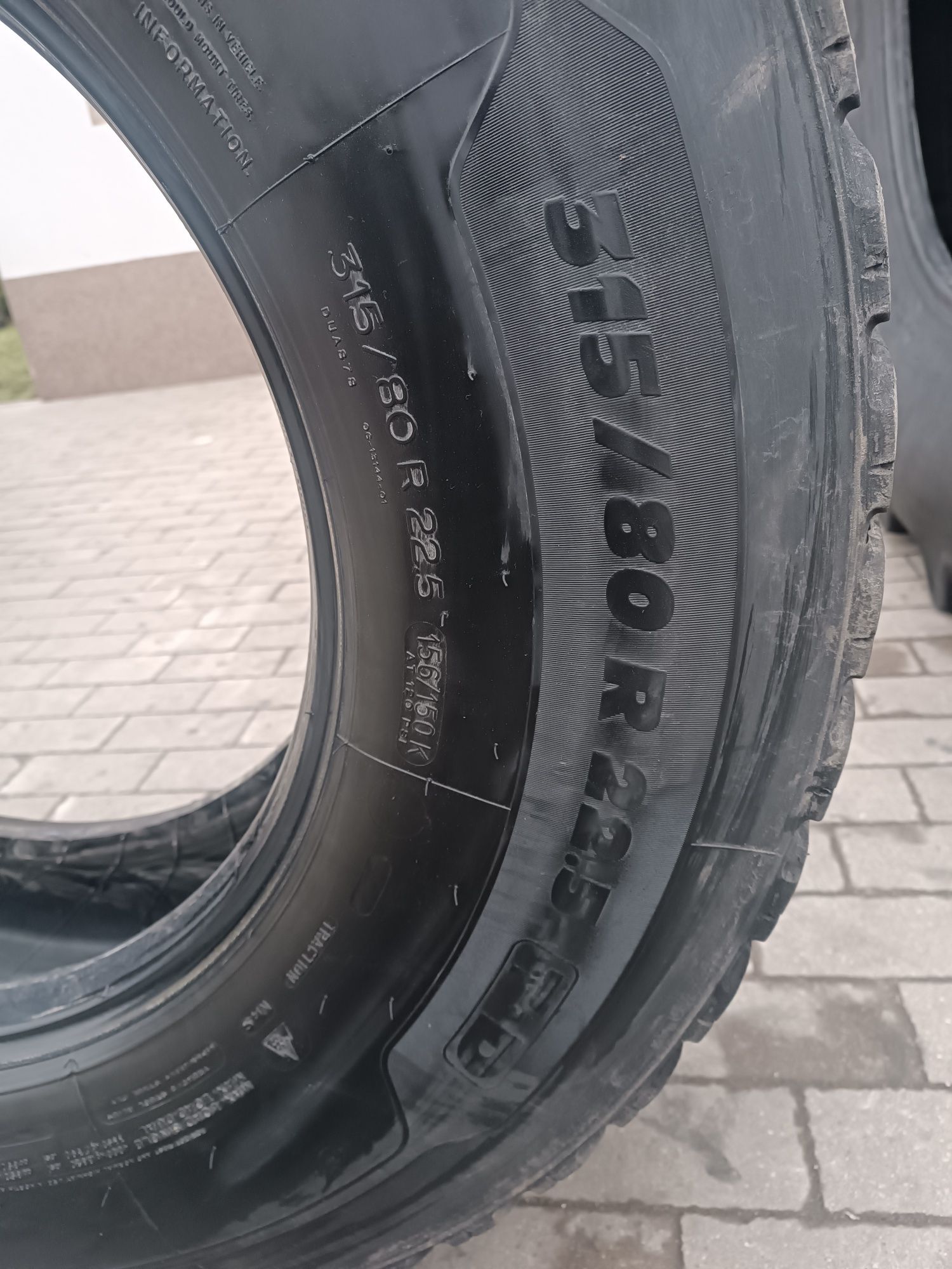 315/80R22.5 Michelin X WORKS