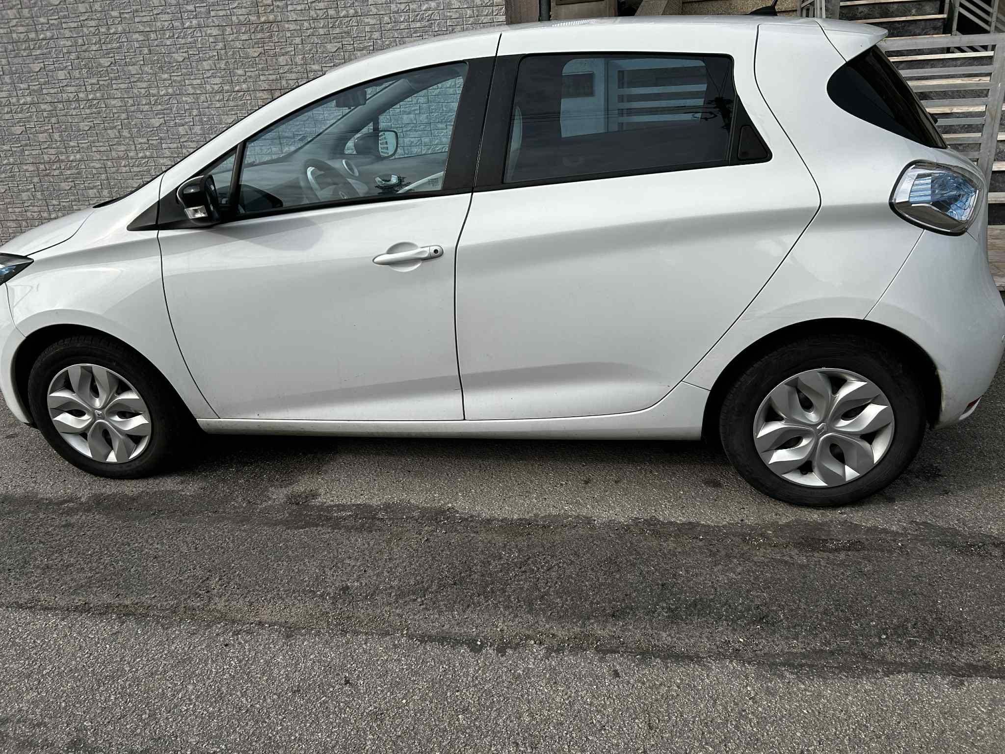 Zoe Q-210 elétrico