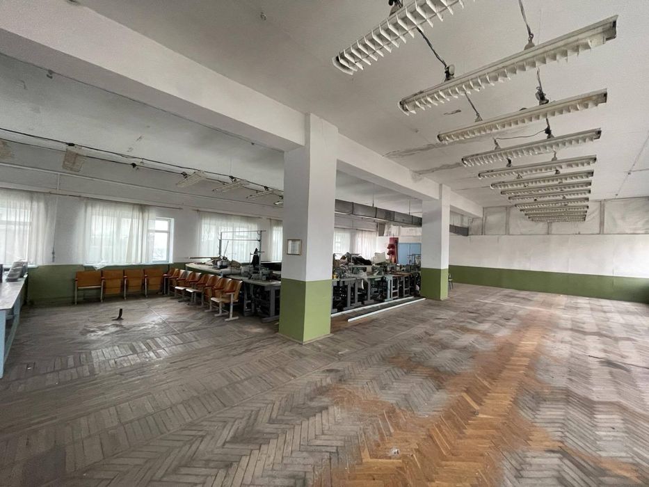 продаж комплексу будівель