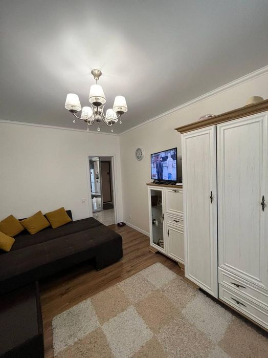 Продається 1-К укомплектована квартира. Центр міста