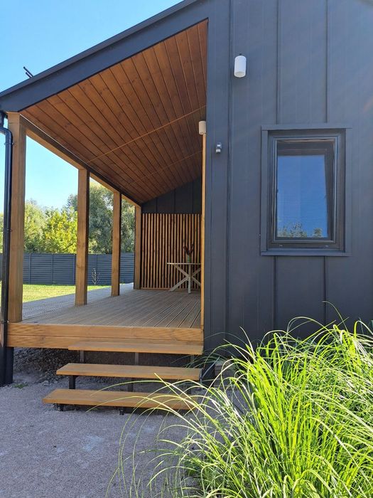 Дуже затишний будинок біля струмка для відпочинку на літо або вихідні