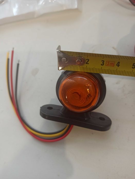 Для причепів вантажівок габаритні вогні габарити