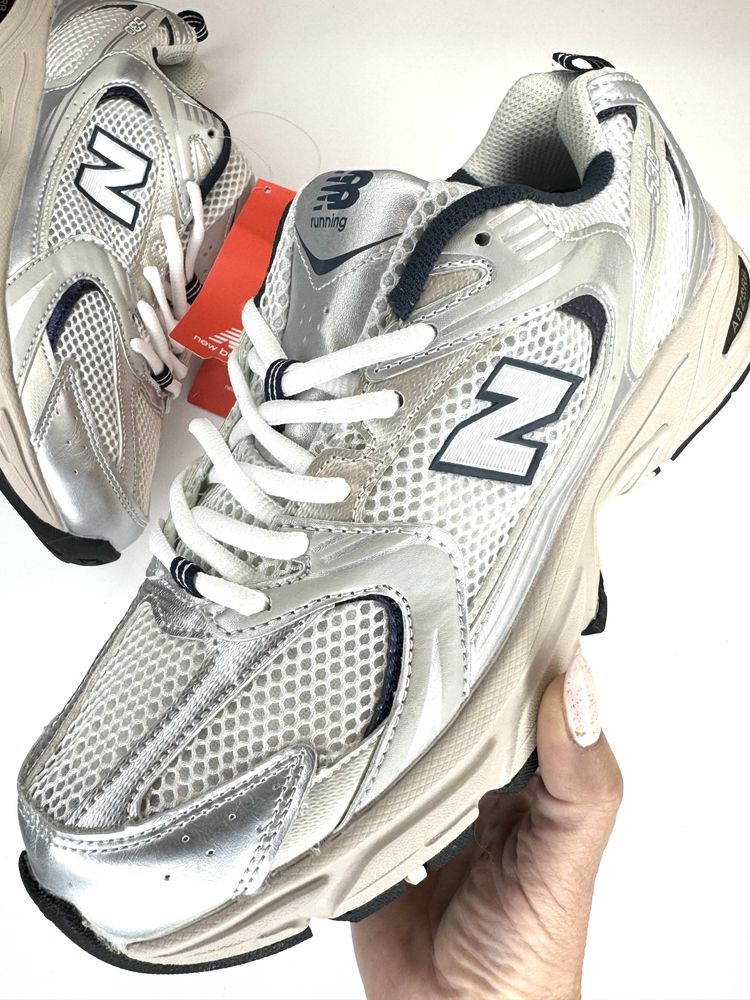 Кроссовки New Balance, размер 41