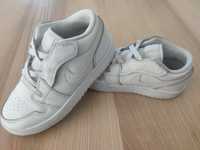 Nike Jordan adidasy sneakersy r. 33