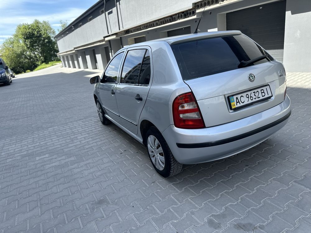 Skoda fabia 1.4 бензин