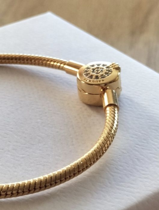 Bransoletka Pandora Moments pozłacana 14k złotem