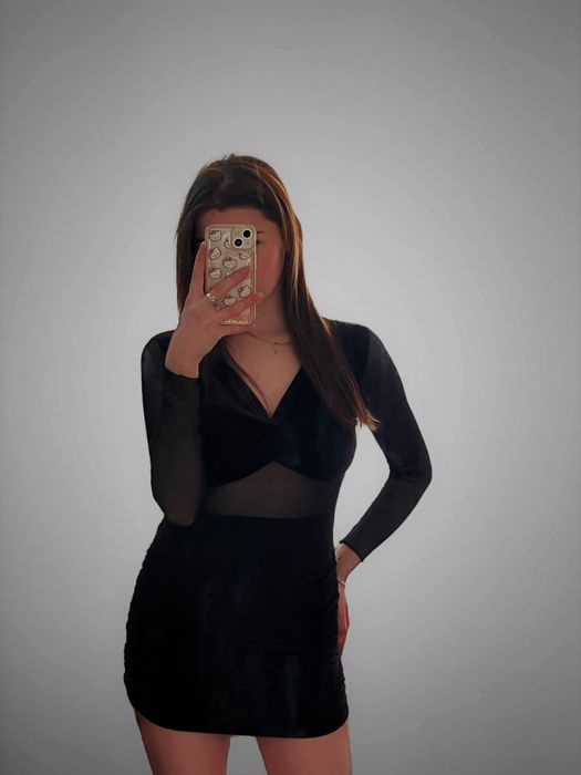 сукня у сітку чорна