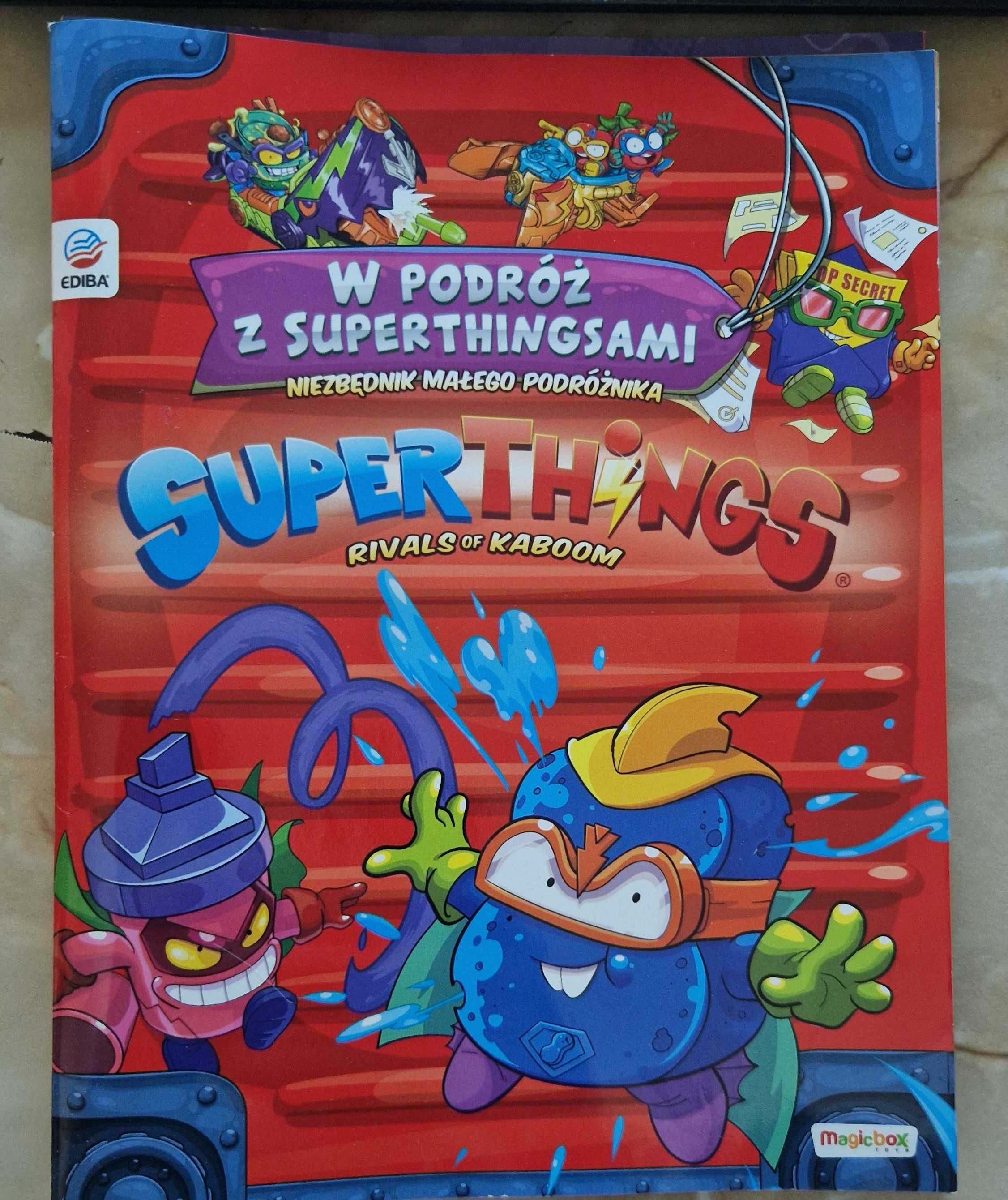 Zestaw SuperZings Figurki Teczka Gazetki i autka