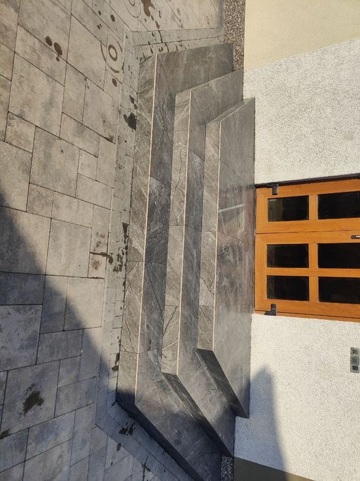 Укладка плитки, керамограніту