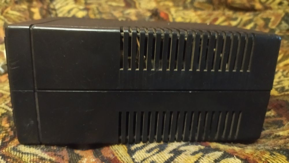 КЕДР АВТО 12В Зарядное-десульфатирующее автоматическое устройство.