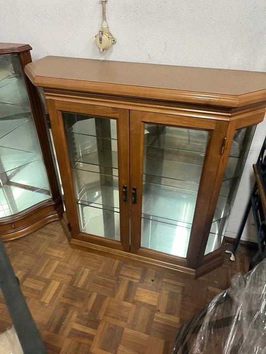 Peças de mobiliário solto