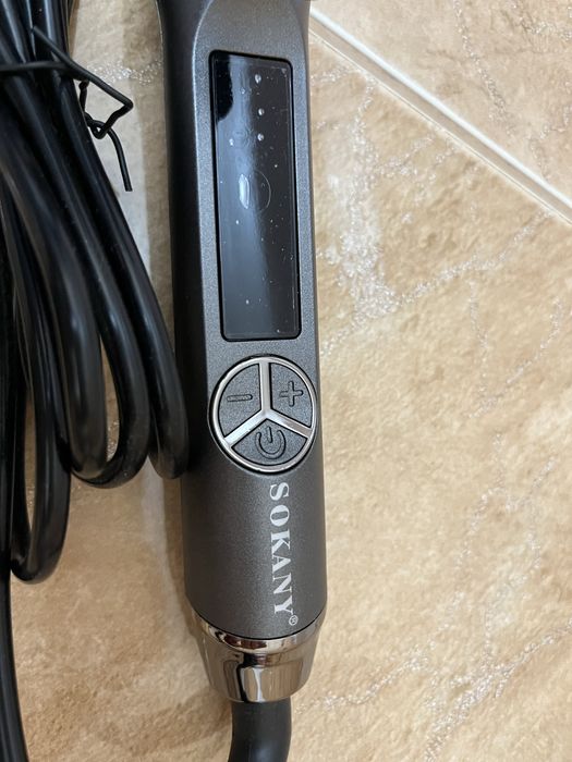 Плойка випрамляч