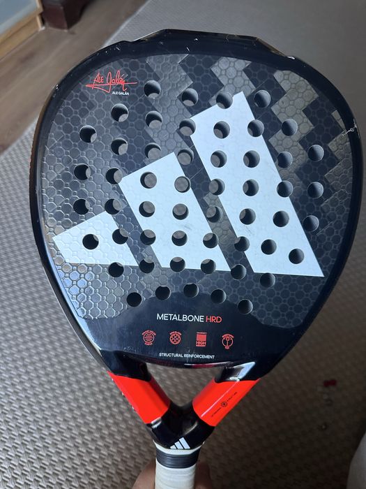 Adidas metalbone