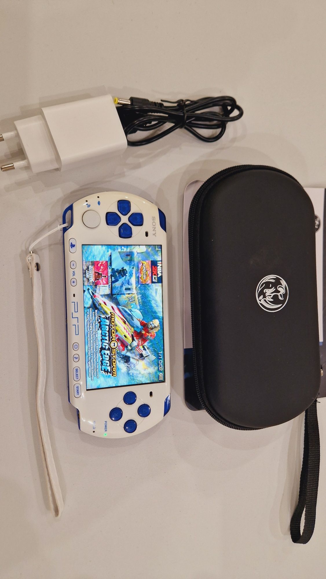 Sony PSP-3000  оригинал +135игр!