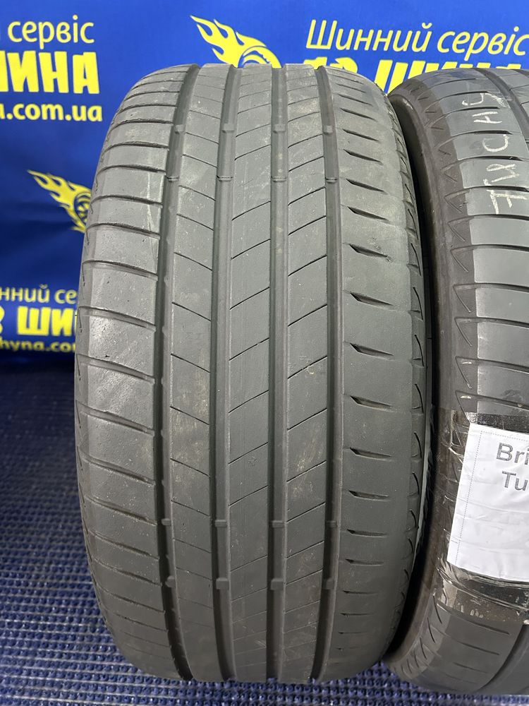 245/40R19 Bridgestone T005 2шт 4мм 2020рік