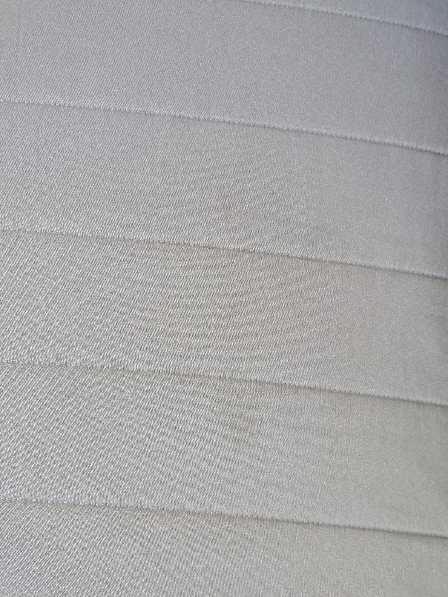 Colchão de espuma de solteiro em bom estado