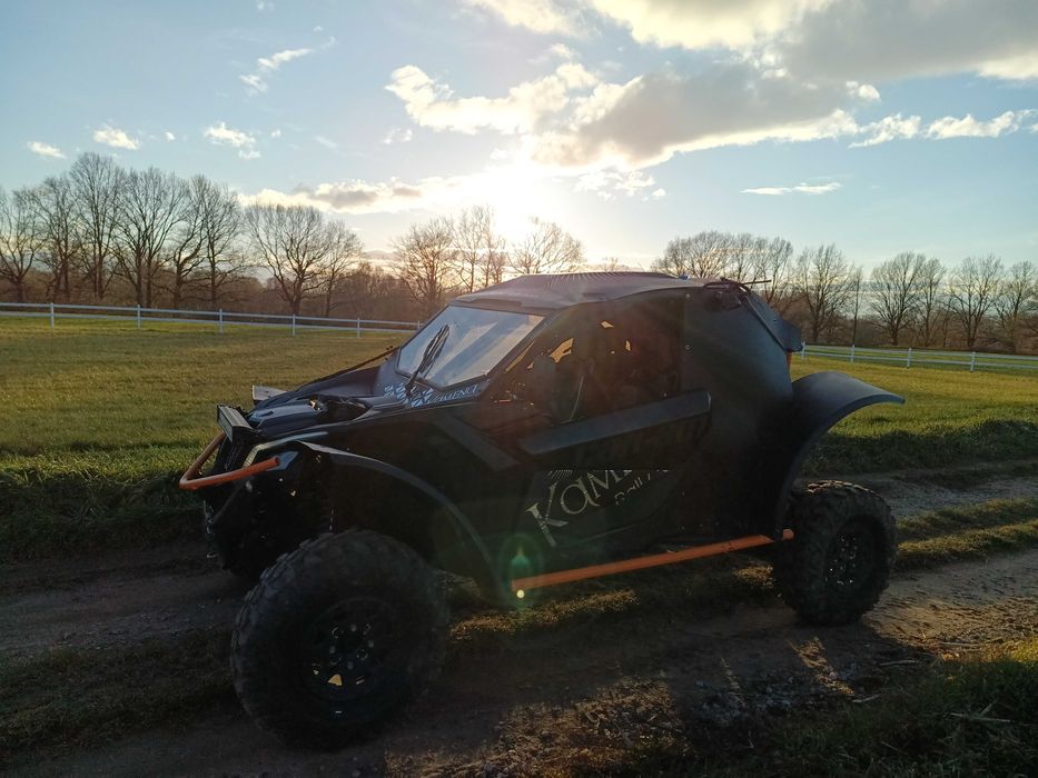 CAN AM MAVERICK X3 TURBO brp UTV SSV Buggy  Polaris RZR yxz zforce 4x4