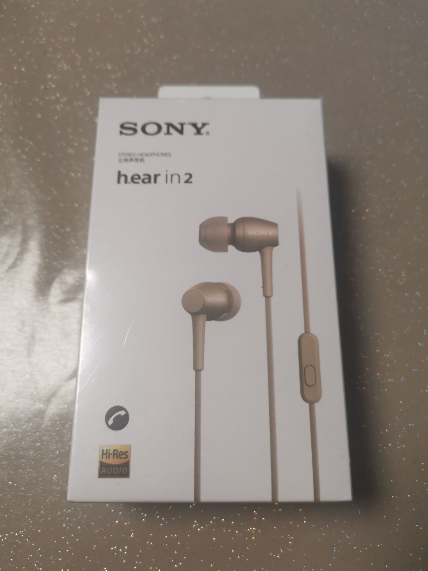 Słuchawki douszne Sony IER-H500A h.ear in 2