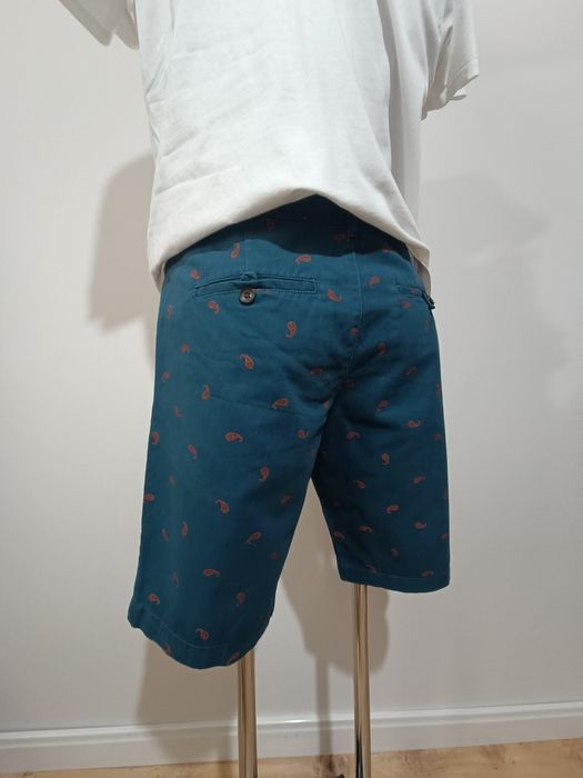 Męskie spodenki chinosy firmy Cedar Wood State używane rozm 34/L