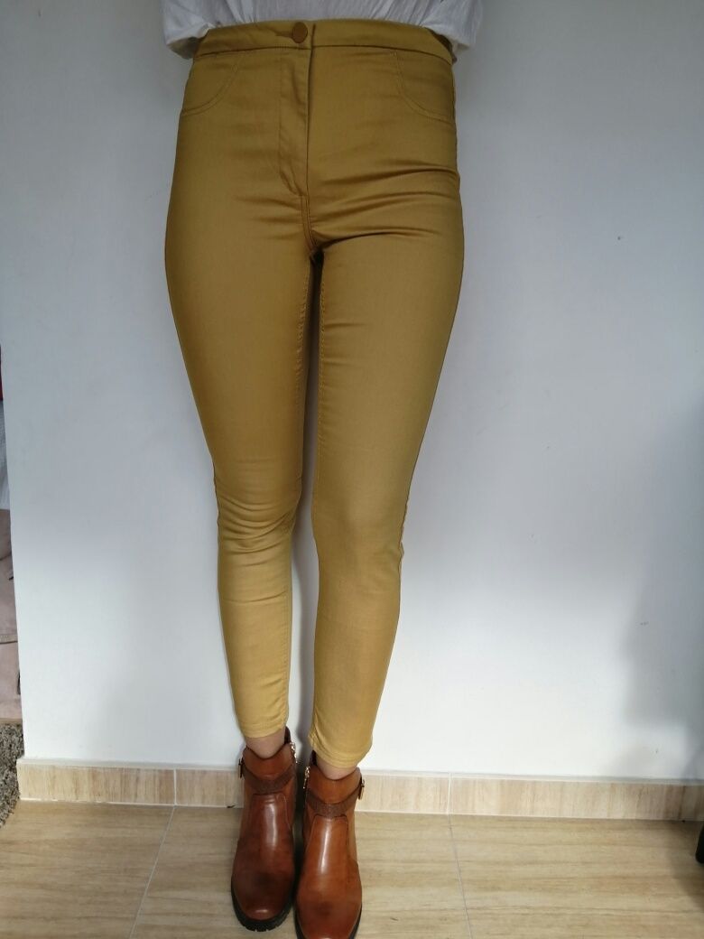 Calças leggins douradas Lefties 38