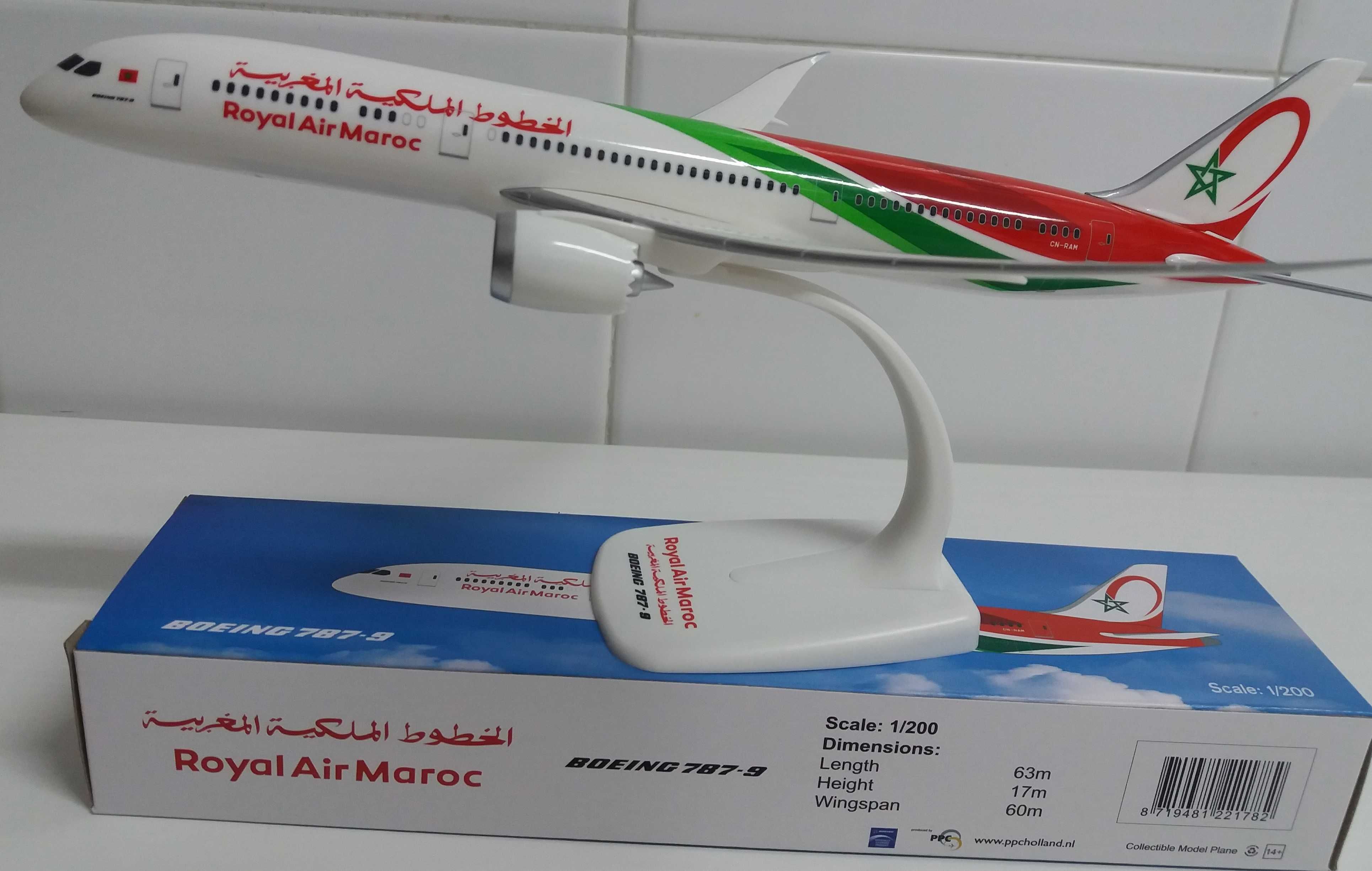 Aviões de coleção-ROYAL AIR MAROC B 787-9 Dreamliner 31,5 cm