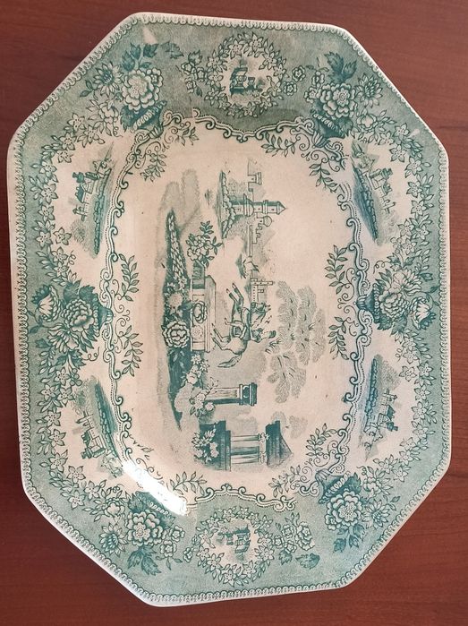 Travessa de Sacavém,  antiga mas em muito bom estado de conservação